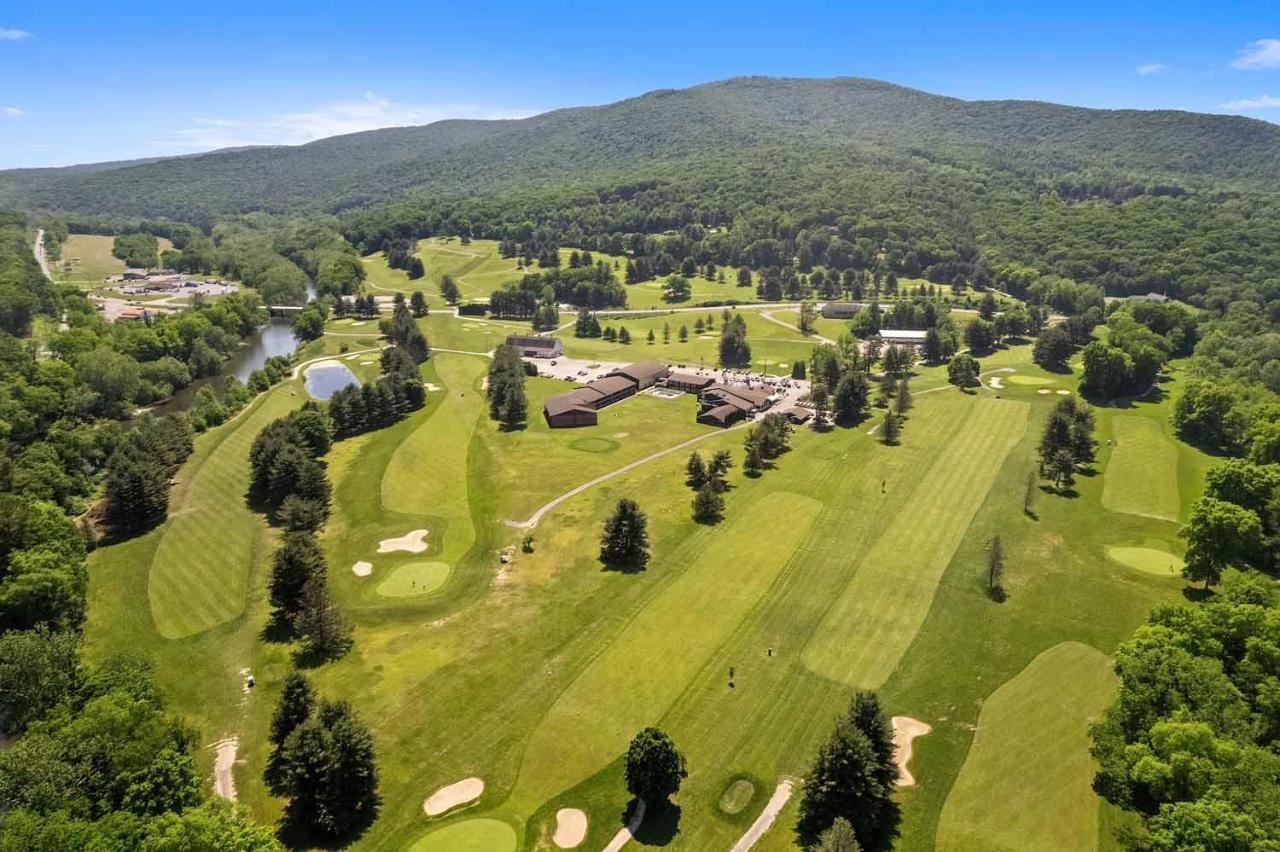Shadowbrook Resort Tunkhannock Экстерьер фото