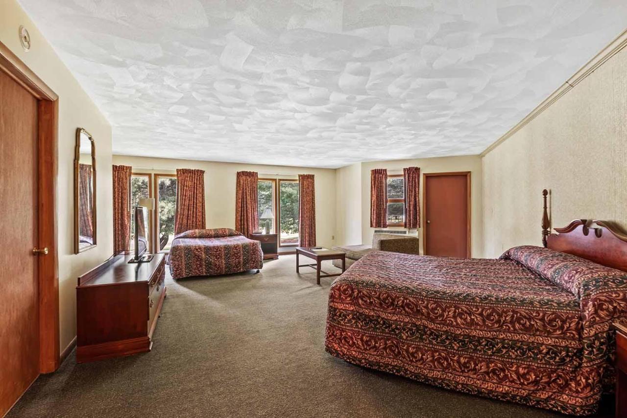Shadowbrook Resort Tunkhannock Экстерьер фото