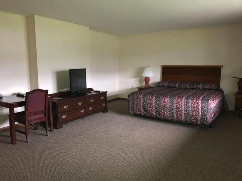 Shadowbrook Resort Tunkhannock Экстерьер фото